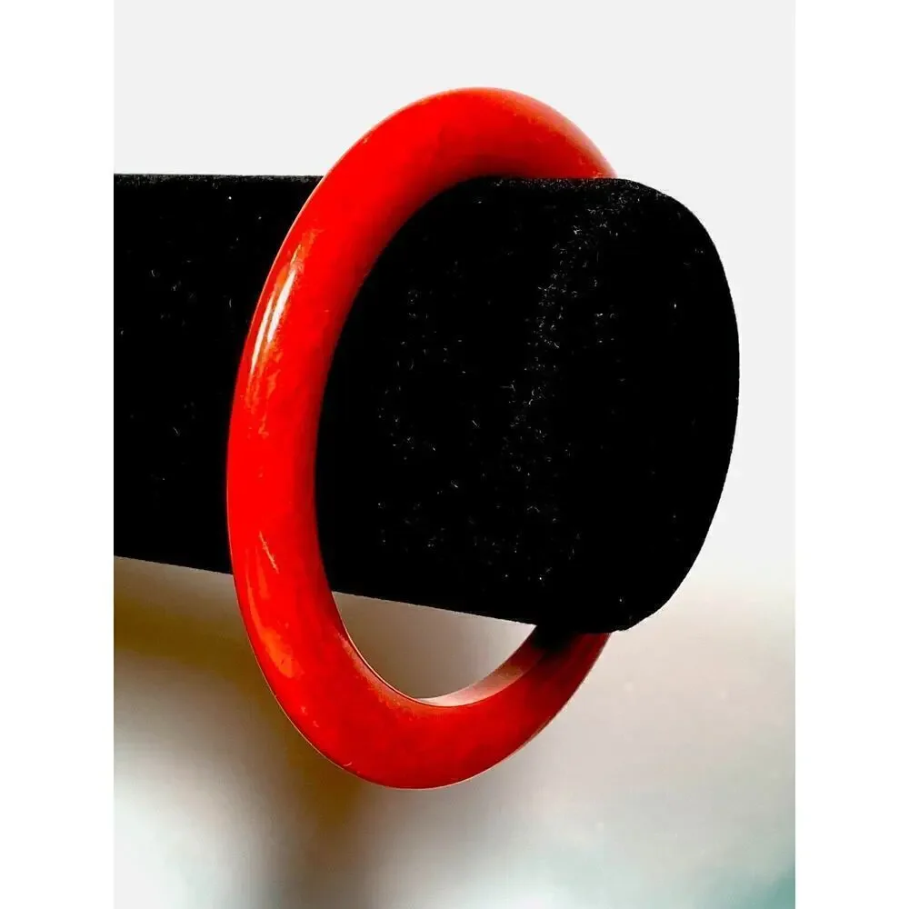 Estate bakelite bangle